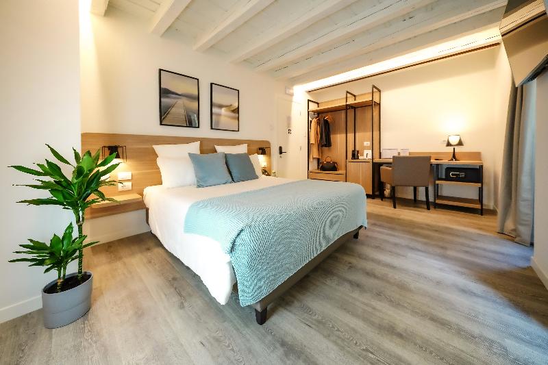 Bergamo Inn 15 - Oda