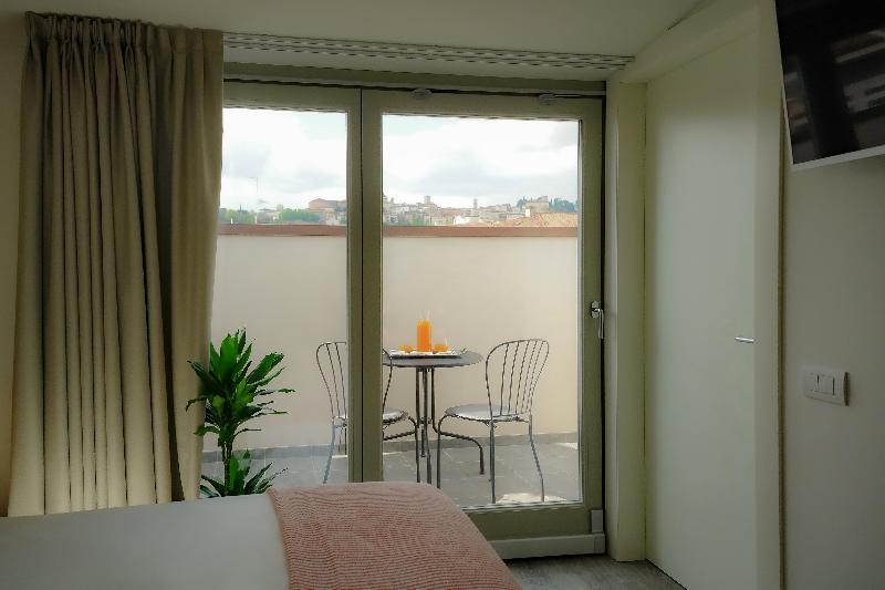 Bergamo Inn 15 - Oda