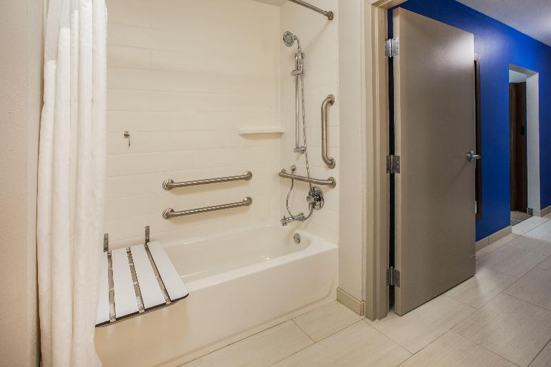 Holiday Inn Express Brooklyn Kings Hwy - Oda