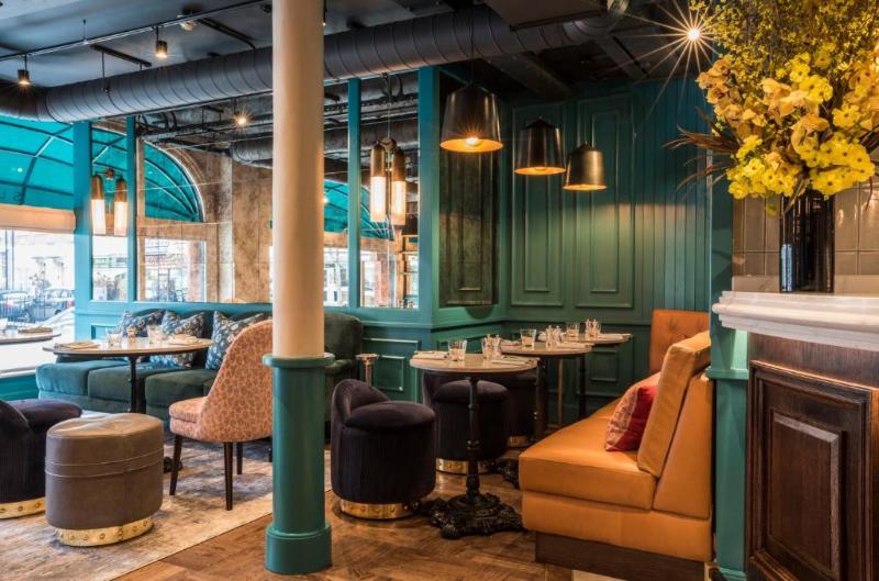 Sloane Place - Genel