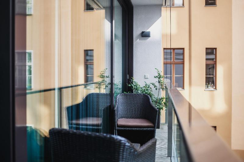 The Circus Apartments - Genel