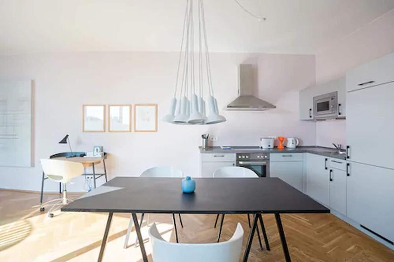 The Circus Apartments - Oda