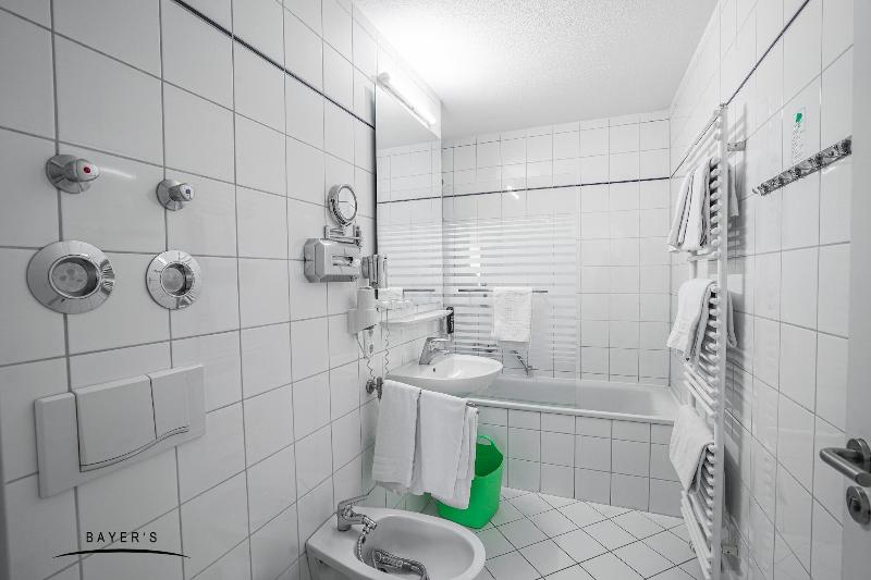 Bayers Boardinghouse Hotel - Oda