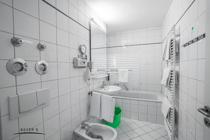 Bayers Boardinghouse Hotel - Oda