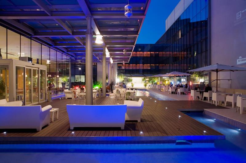 UNA HOTELS T Hotel Cagliari - Genel
