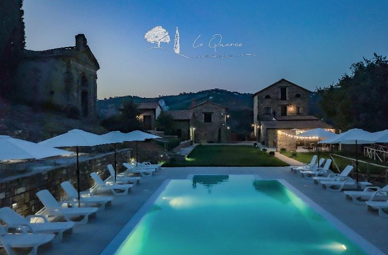 Le Querce Farmhouse - Havuz