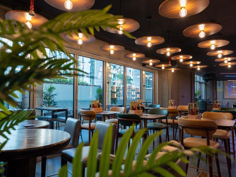 Novotel Dubai Gold District - Bar