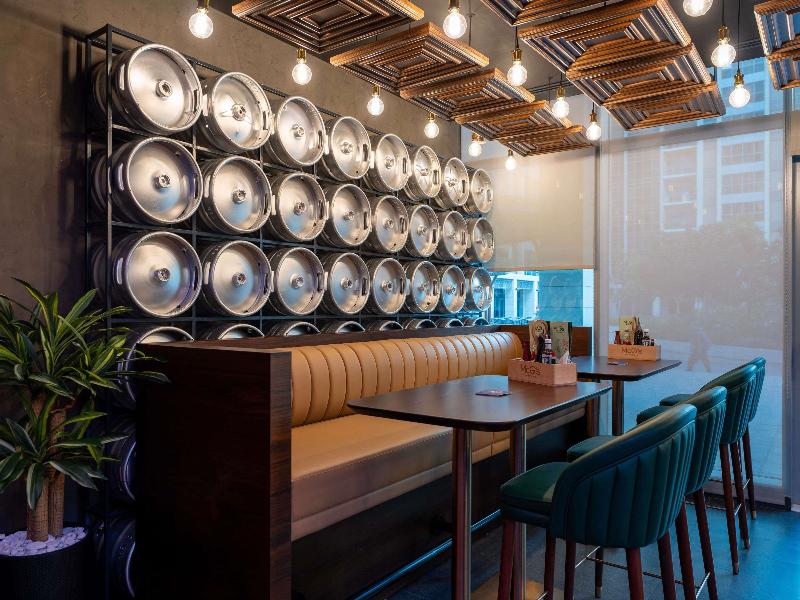 Novotel Dubai Gold District - Bar