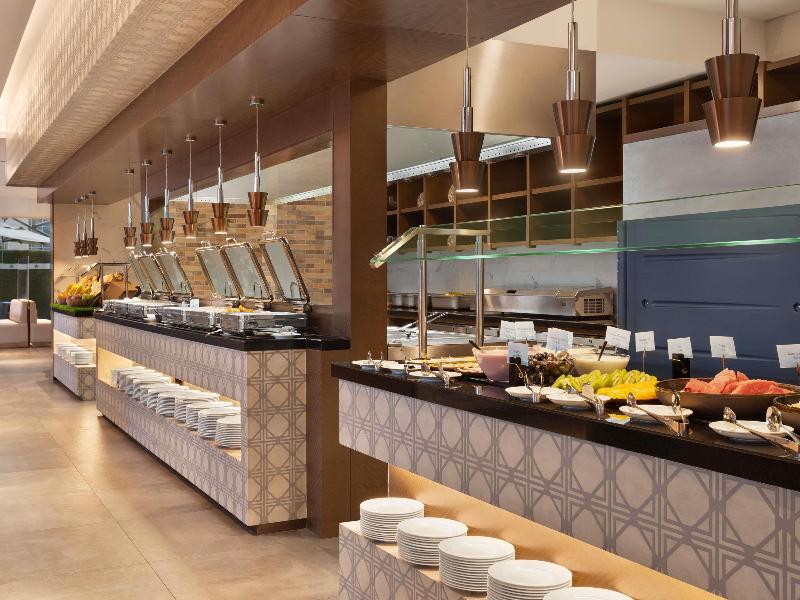 Novotel Dubai Gold District - Restoran