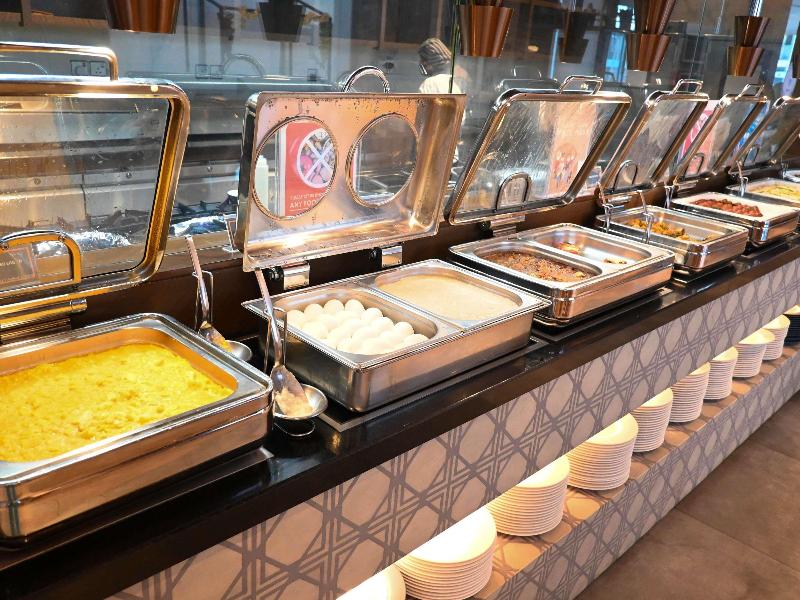 Novotel Dubai Gold District - Restoran