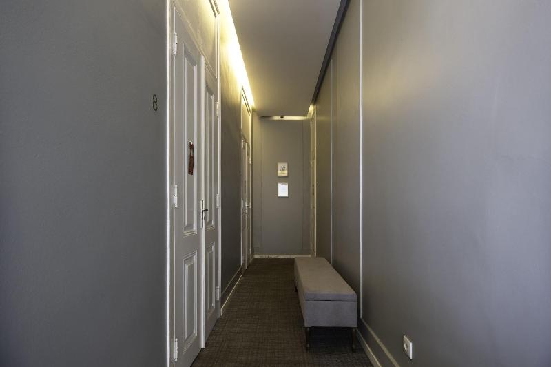 Hygge Lisbon Suites - Estrela - Lobi