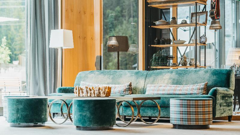 Peaks Place Apartment-Hotel & Spa - Lobi