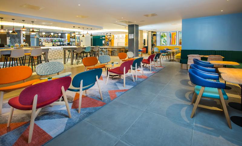Hampton By Hilton London Park Royal - Bar