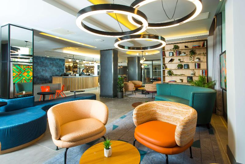Hampton By Hilton London Park Royal - Lobi