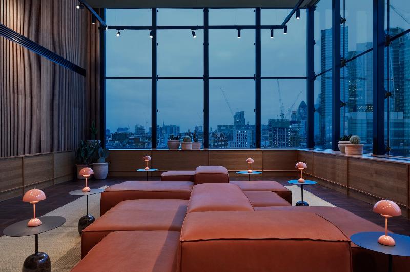 ONE HUNDRED SHOREDITCH - Toplantı