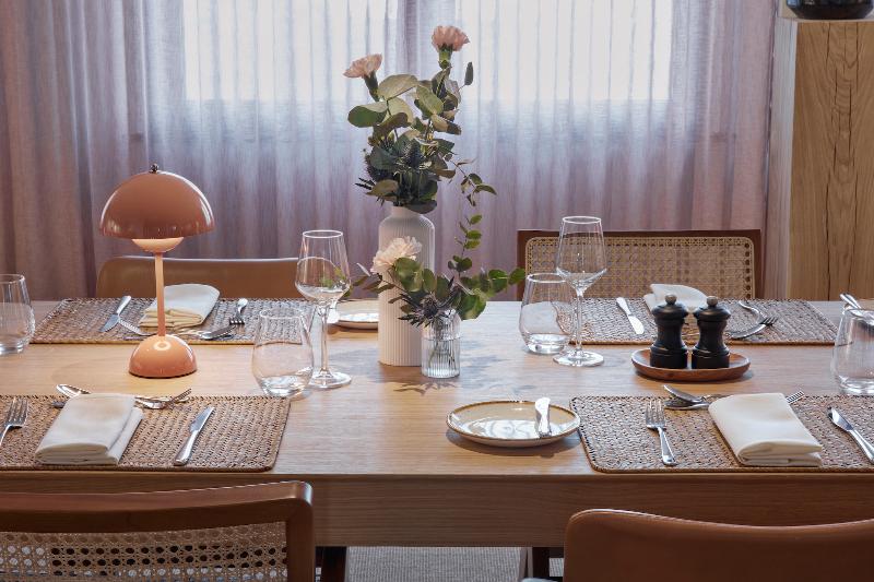ONE HUNDRED SHOREDITCH - Toplantı