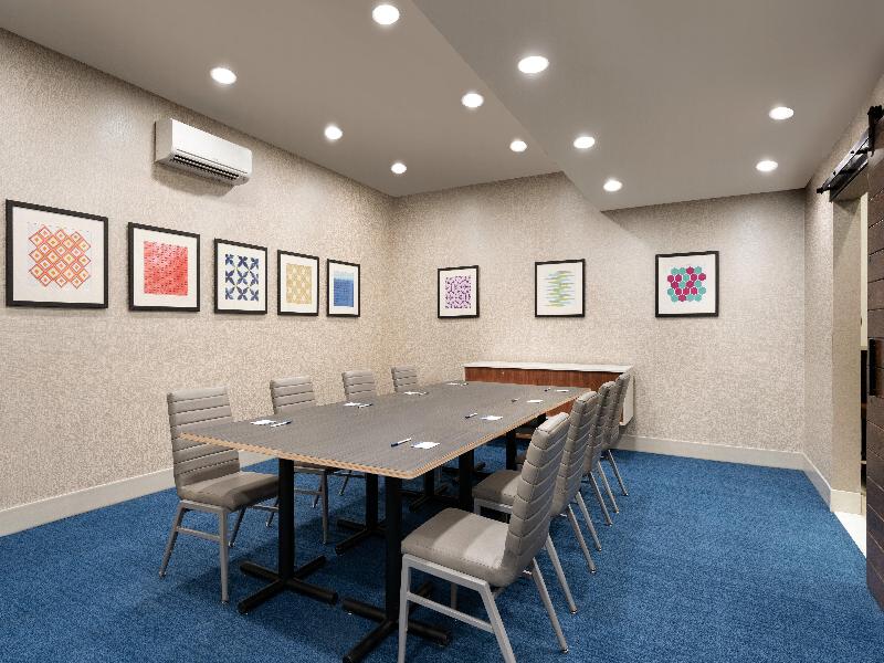 Holiday Inn Express Jamaica - JFK AirTrain - NYC - Toplantı