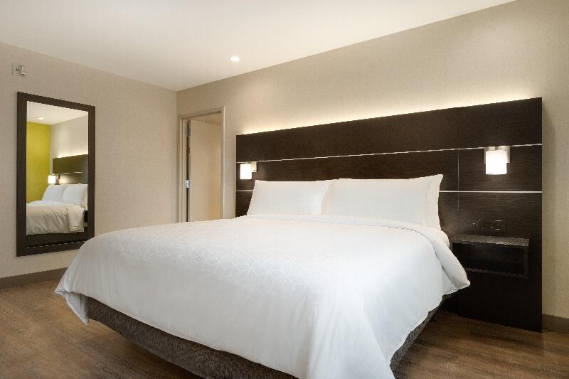 Holiday Inn Express Jamaica - JFK AirTrain - NYC - Oda