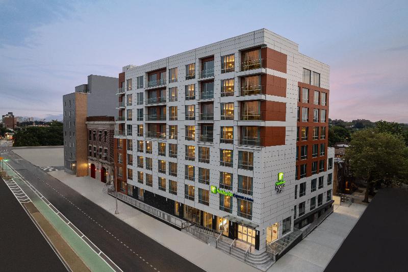 HI Expr & Suites Woodside LaGuardia Airpt by IHG - Genel