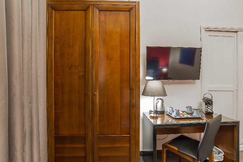 Navona Colors Hotel - Oda