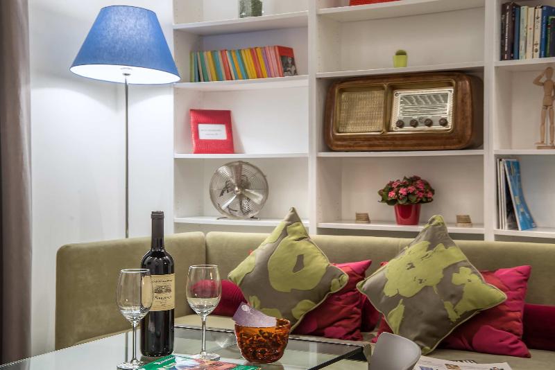 Navona Colors Hotel - Oda
