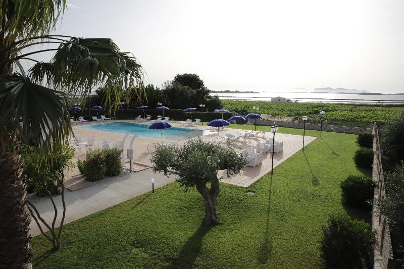 Oasi Guzzetta Hotel e Case Vacanze - Oda