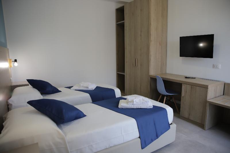 Oasi Guzzetta Hotel e Case Vacanze - Oda