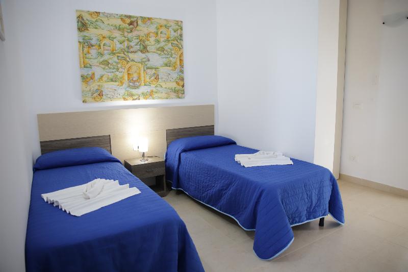 Oasi Guzzetta Hotel e Case Vacanze - Oda