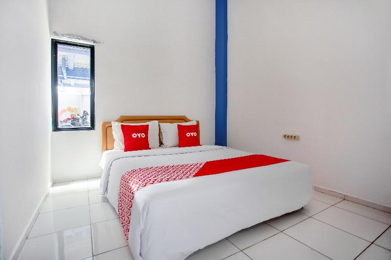 Collection O Tunas Plaza Residence - Oda