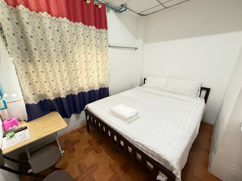Happyland Guesthouse by ZUZU - Oda