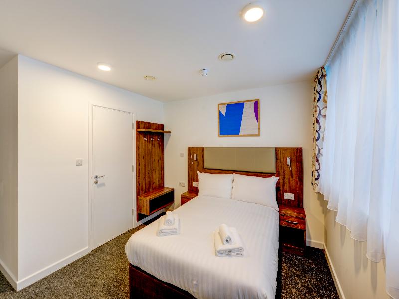 OYO Plymouth Central Hotel - Oda