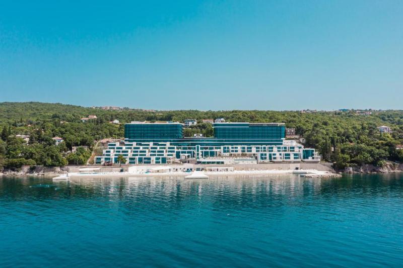 Hilton Rijeka Costabella Beach Resort & Spa - Genel