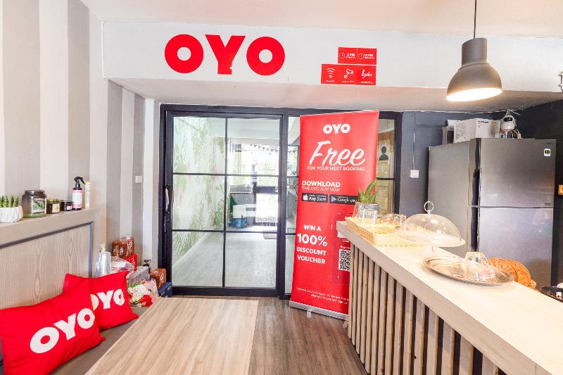 OYO 615 Bossa House Hostel & Cafe - Lobi