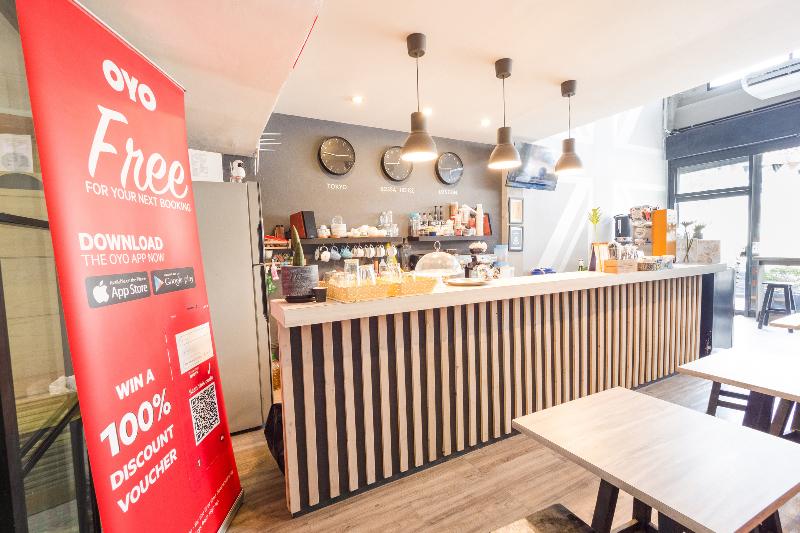 OYO 615 Bossa House Hostel & Cafe - Lobi