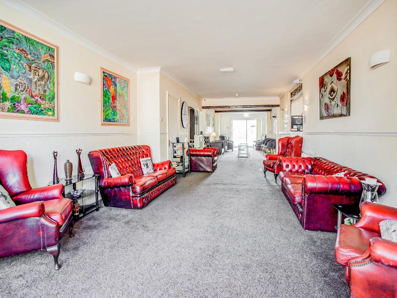 The Longlands Hotel - Lobi