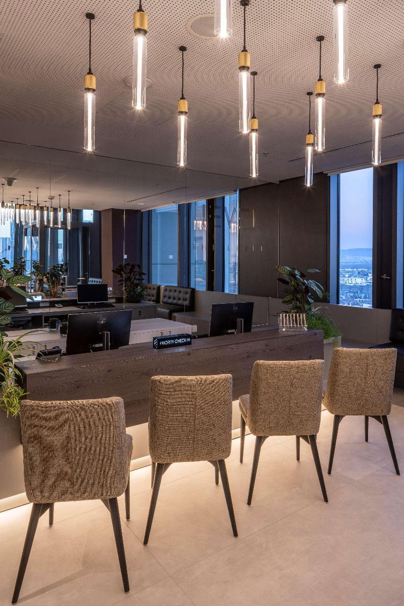 Melia Frankfurt City - Lobi