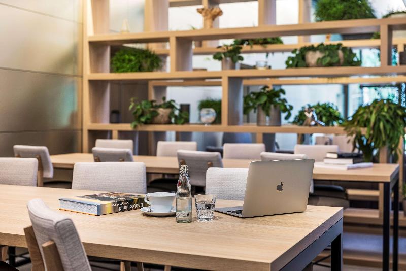 Melia Frankfurt City - Lobi