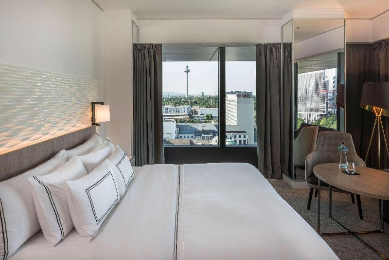 Melia Frankfurt City - Oda
