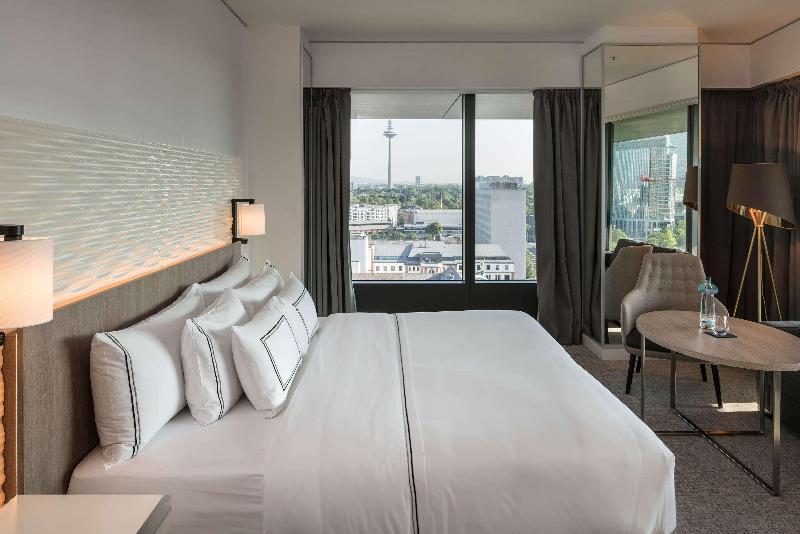 Melia Frankfurt City - Oda