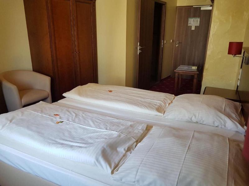 Hotel Medaillon - Oda