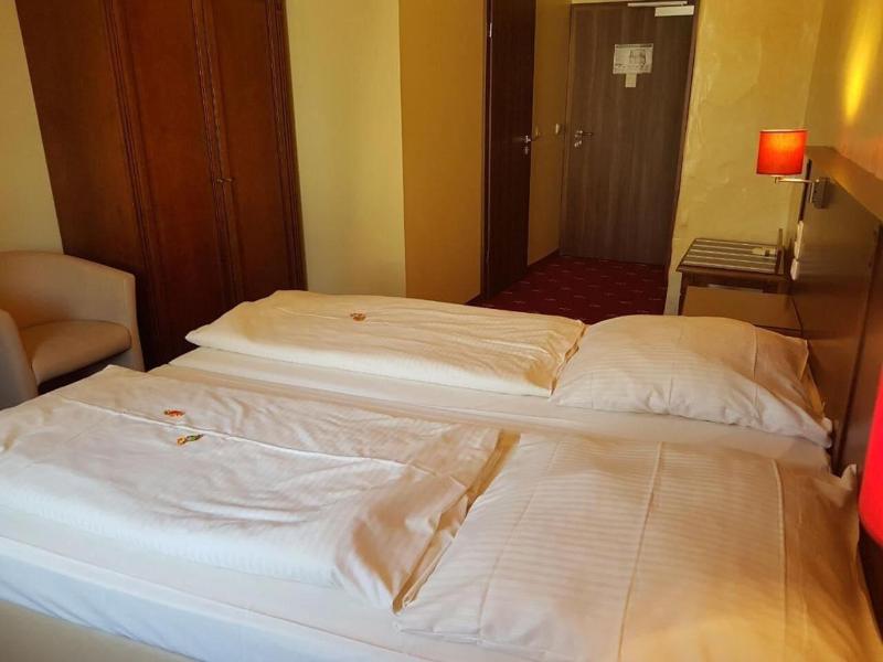 Hotel Medaillon - Oda