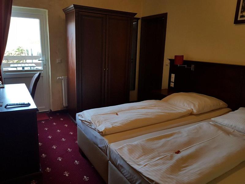 Hotel Medaillon - Oda