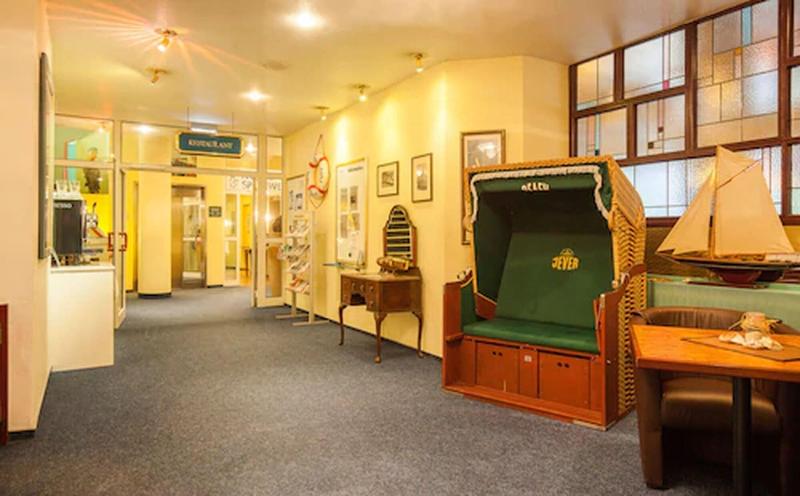 Sure Hotel by Best Western Wilhelmshaven City - Lobi