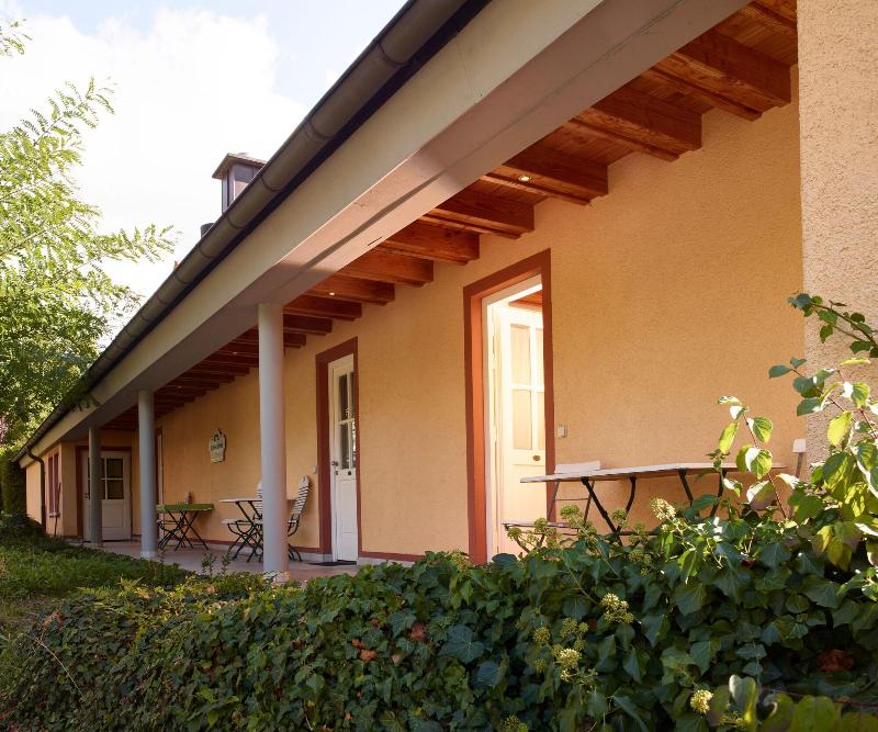 Burgschänke - Genel