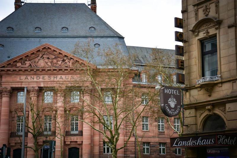 Hotel Am Landeshaus - Genel