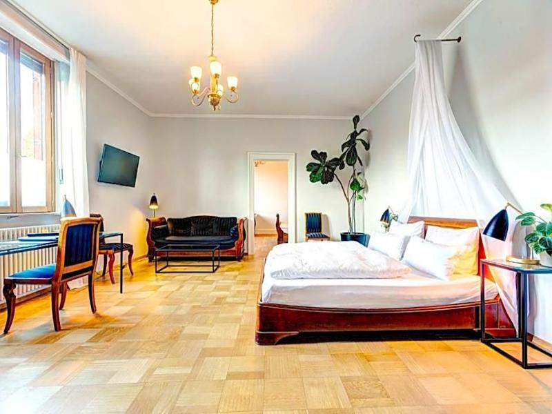 Villa Königsgarten - Genel