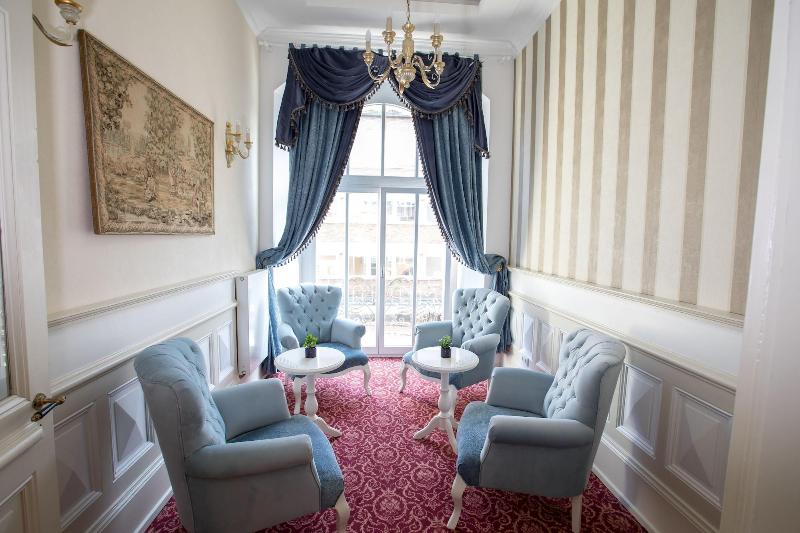 Hotel Amts-Apotheke - Lobi