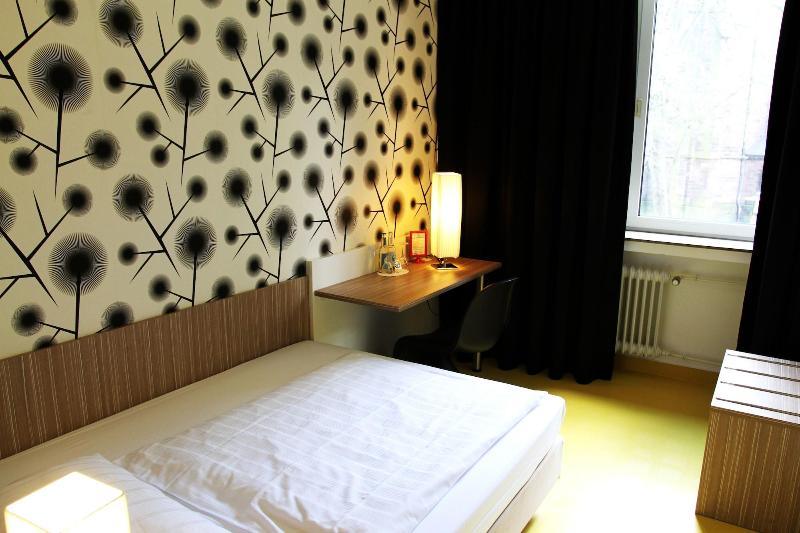 Hotel Madeleine - Oda