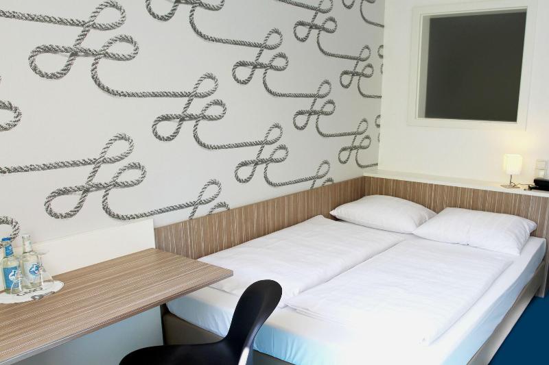 Hotel Madeleine - Oda