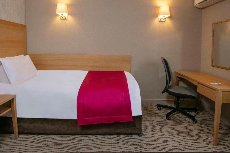 Best Western Heath Court - Oda